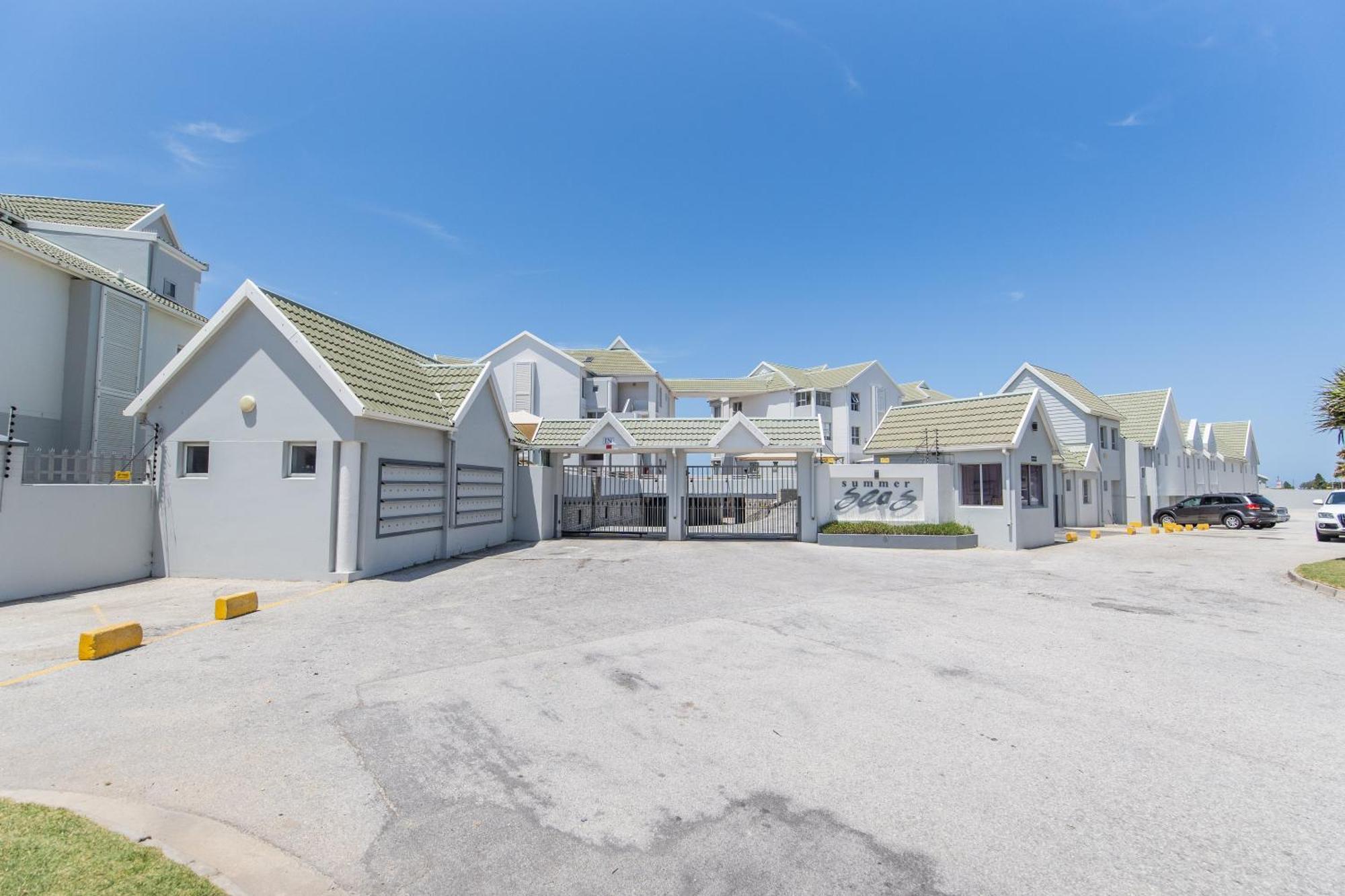 Summerseas Beach Living 伊丽莎白港 外观 照片